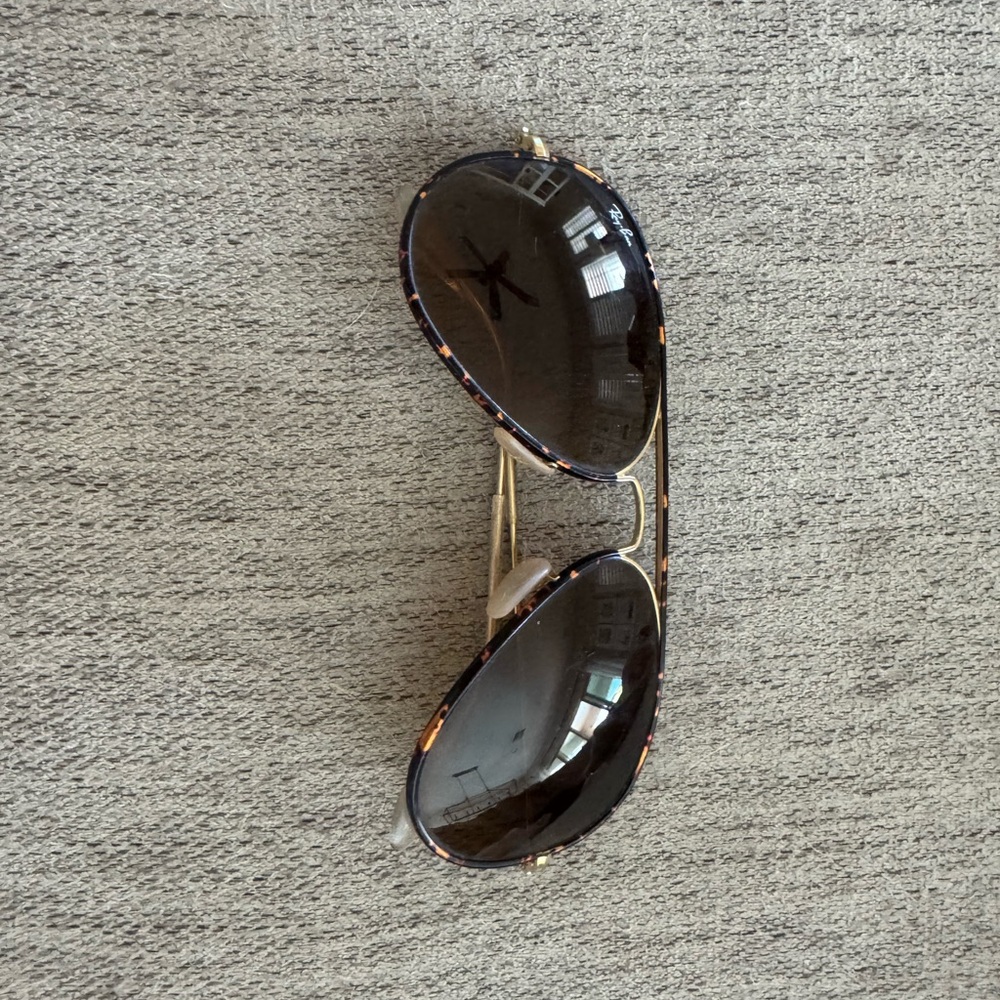 Stylish Tortoise Shell Aviator Sunglasses